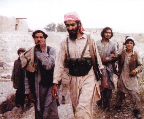 Osama Bin Laden cu ostasii sai (Anii 80)