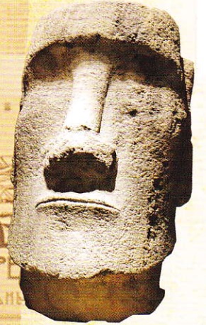 Fragment moai. Tuf vulcanic de bazalt. Insula Pastelui 