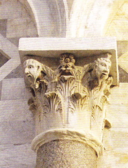 Capitelul coloanei - Turnul din Pisa