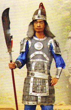 soldat-chinez-din-fortul-jiayuguan