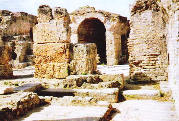 Ruinele cartierelor urbane. Termele lui Antoninus Pius 